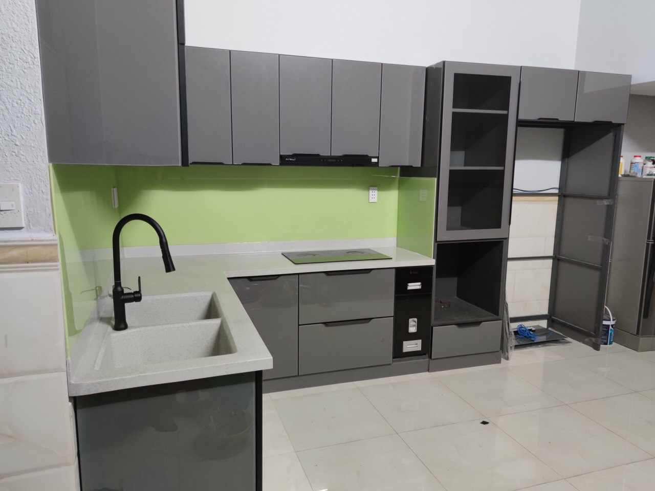 Tủ bếp thùng Inox hiện đại 23